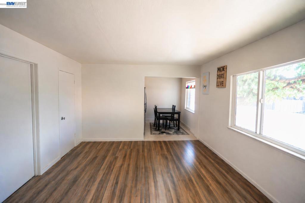 7401 7411 Hillside St Property Photo 22