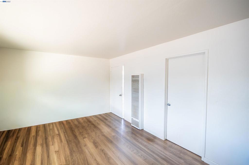 7401 7411 Hillside St Property Photo 23