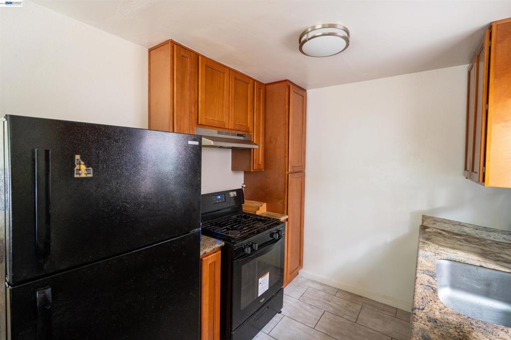 7401 7411 Hillside St Property Photo 25
