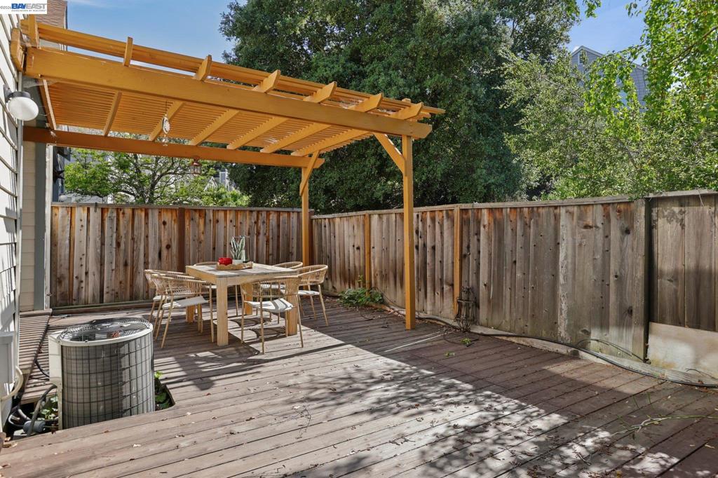 1824 Mockingbird Pl Property Photo 30