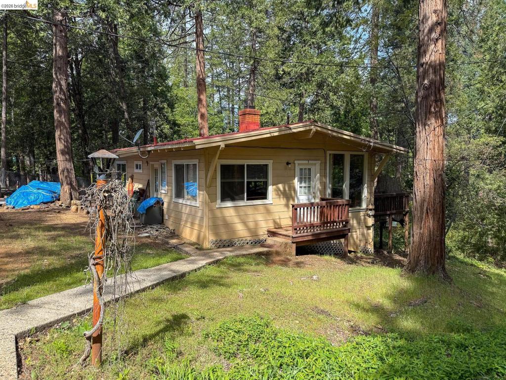 22888 Highland Dr Property Photo 2