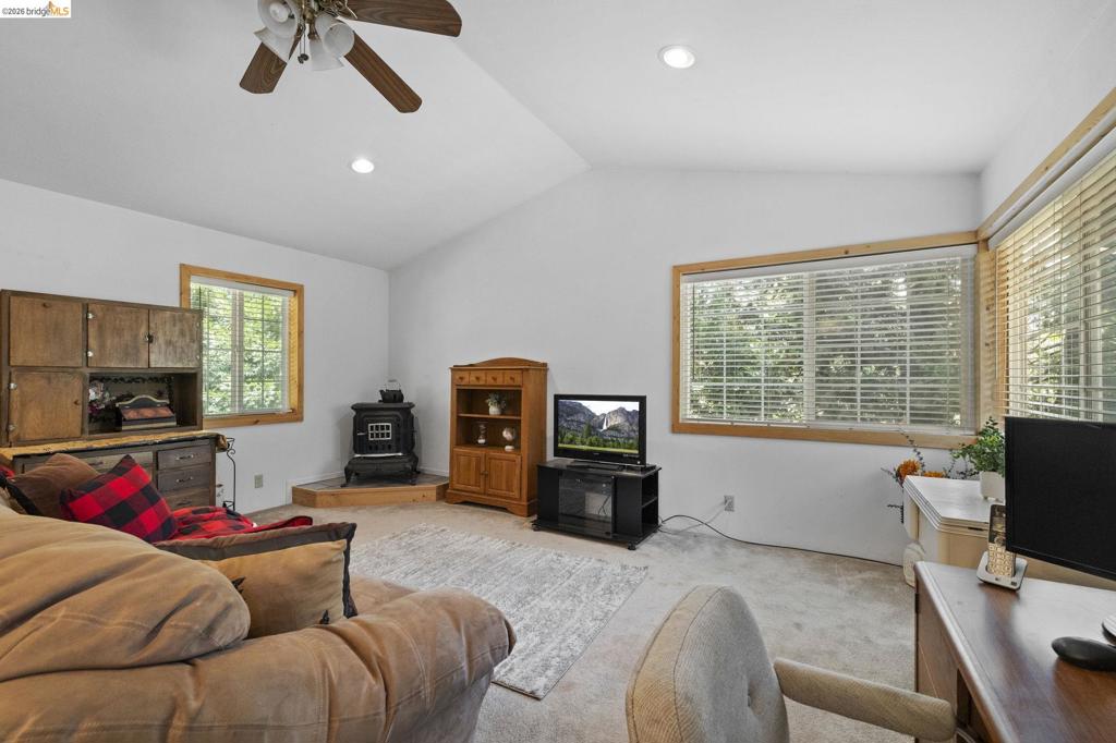 20836 Hiki Pl. Property Photo 14