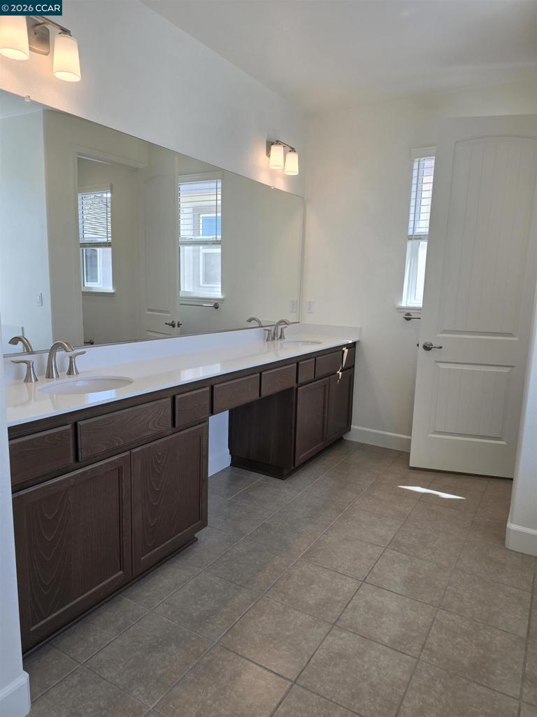 1530 Rockwood Drive Property Photo 6