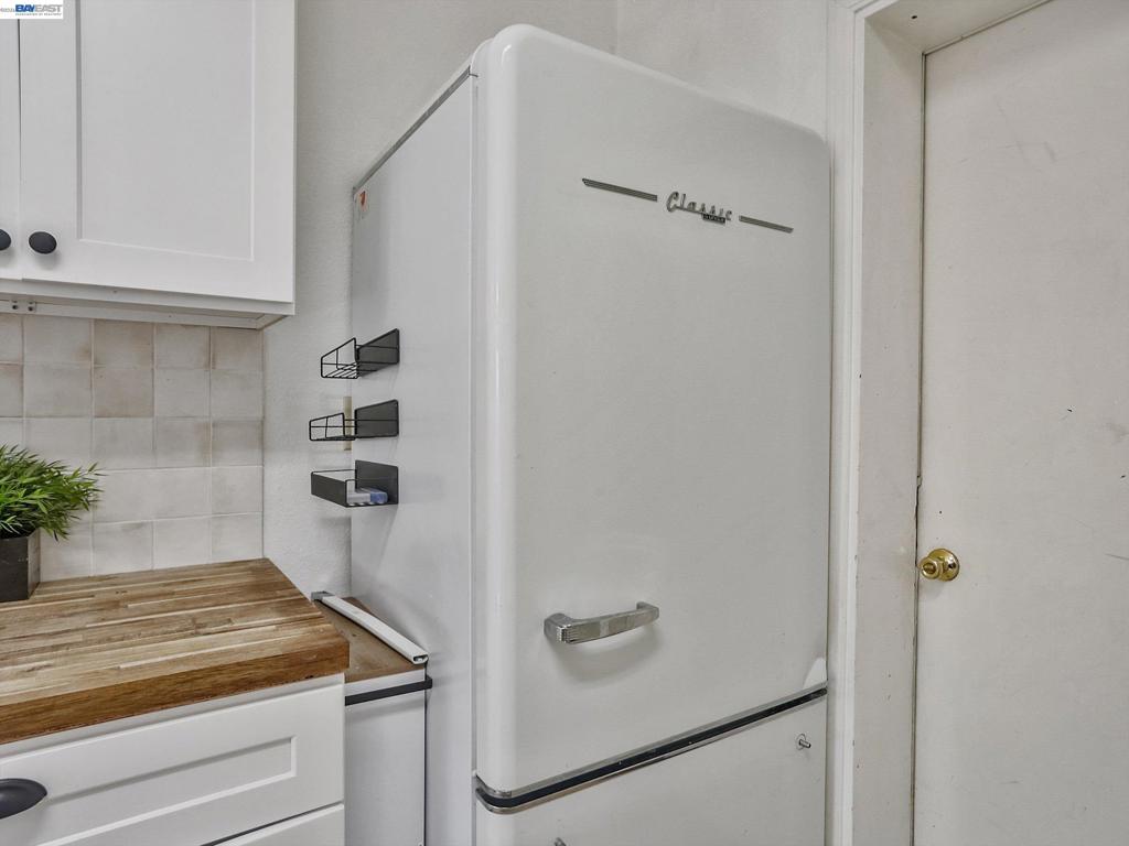 88 Manchester Drive Property Photo 13