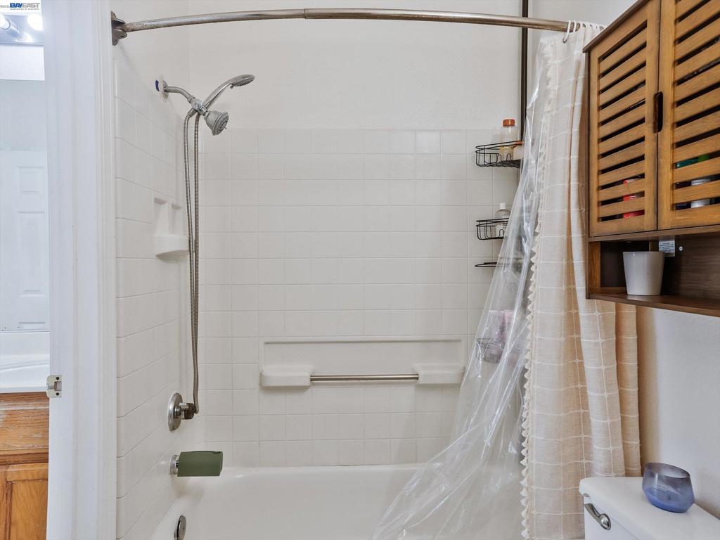 88 Manchester Drive Property Photo 26