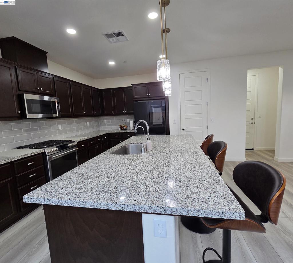 5390 Shenandoah Valley Ln Property Photo 8