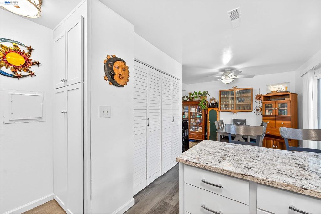 4416 Comanche Way Property Photo 14