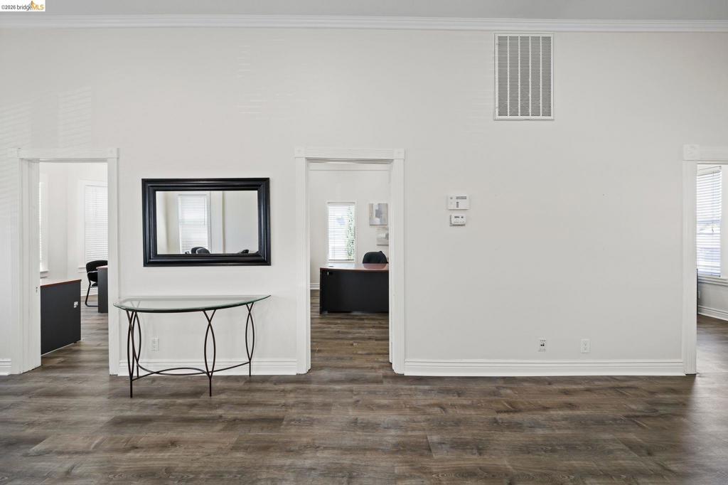 8336 Brentwood Blvd Property Photo 11