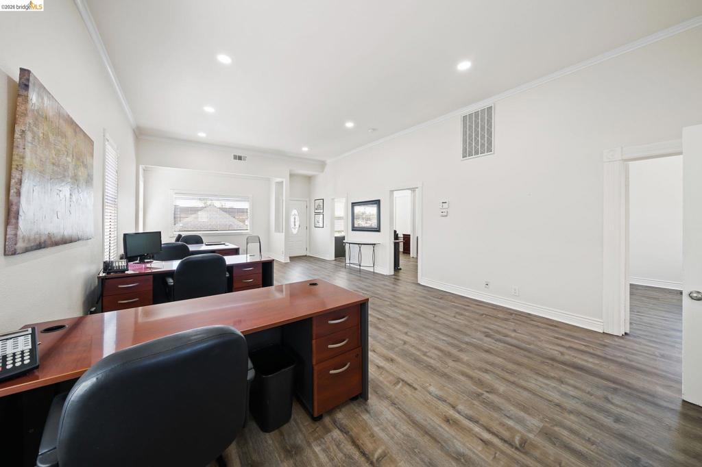 8336 Brentwood Blvd Property Photo 18
