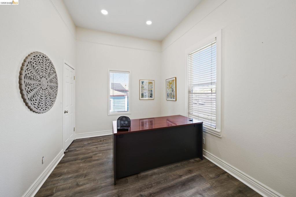 8336 Brentwood Blvd Property Photo 22