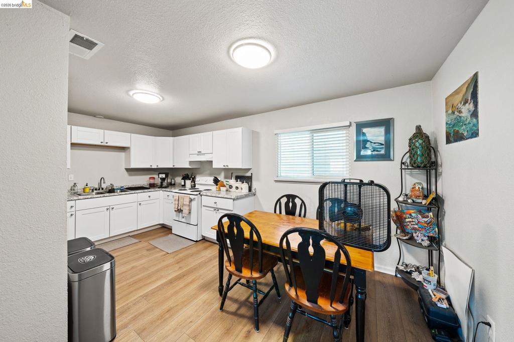 8336 Brentwood Blvd Property Photo 43