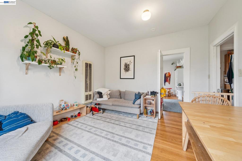5227 Locksley Avenue Property Photo 10