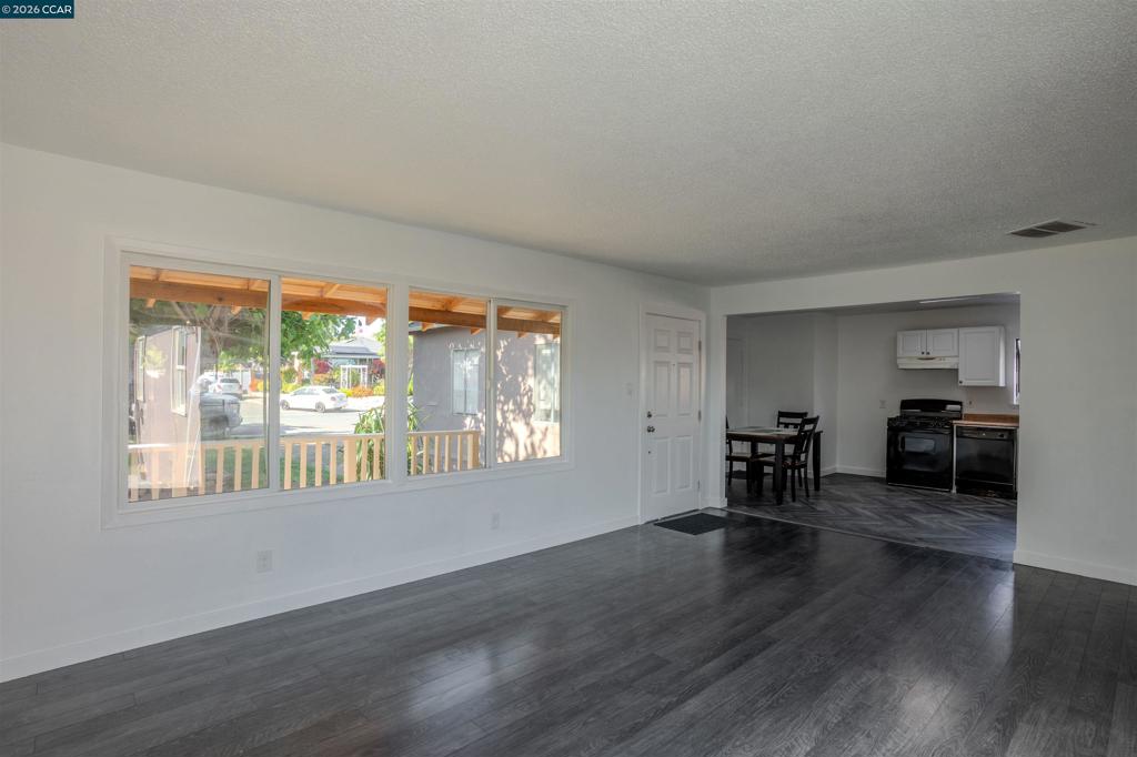 52 Bell Dr Property Photo 12