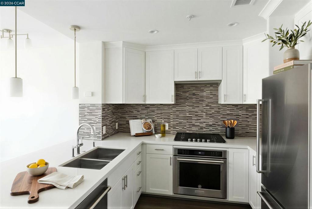 1000 Dewing Ave 115 Property Photo 14