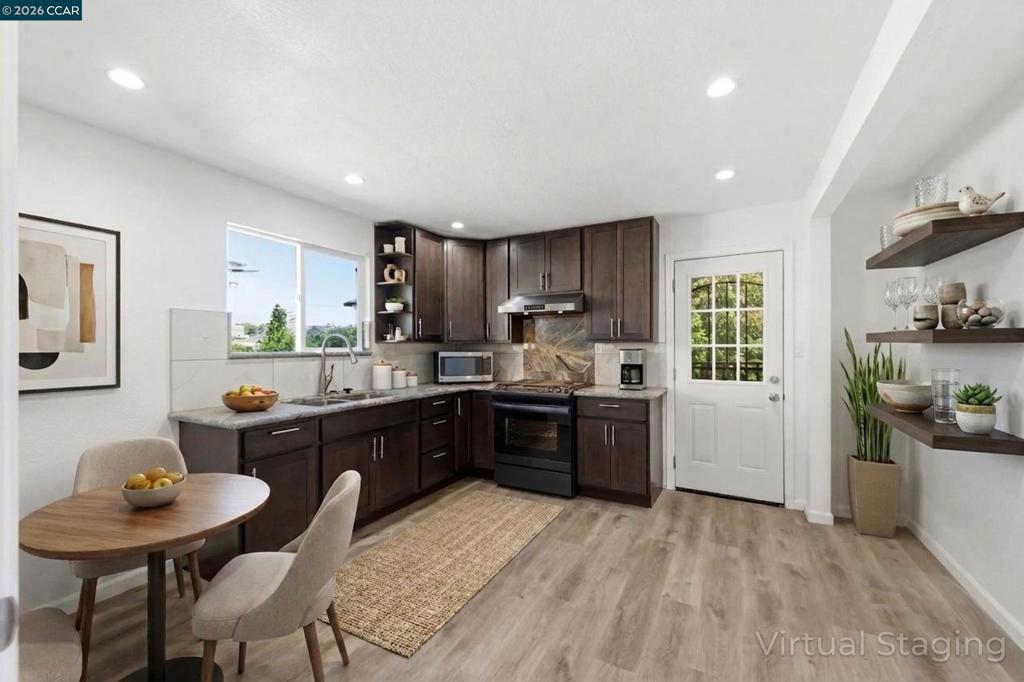 10 12th Street Property Photo 12