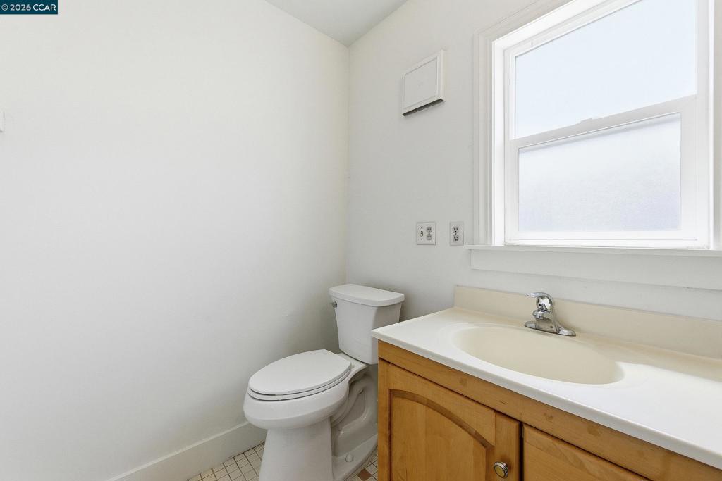 10 12th Street Property Photo 27