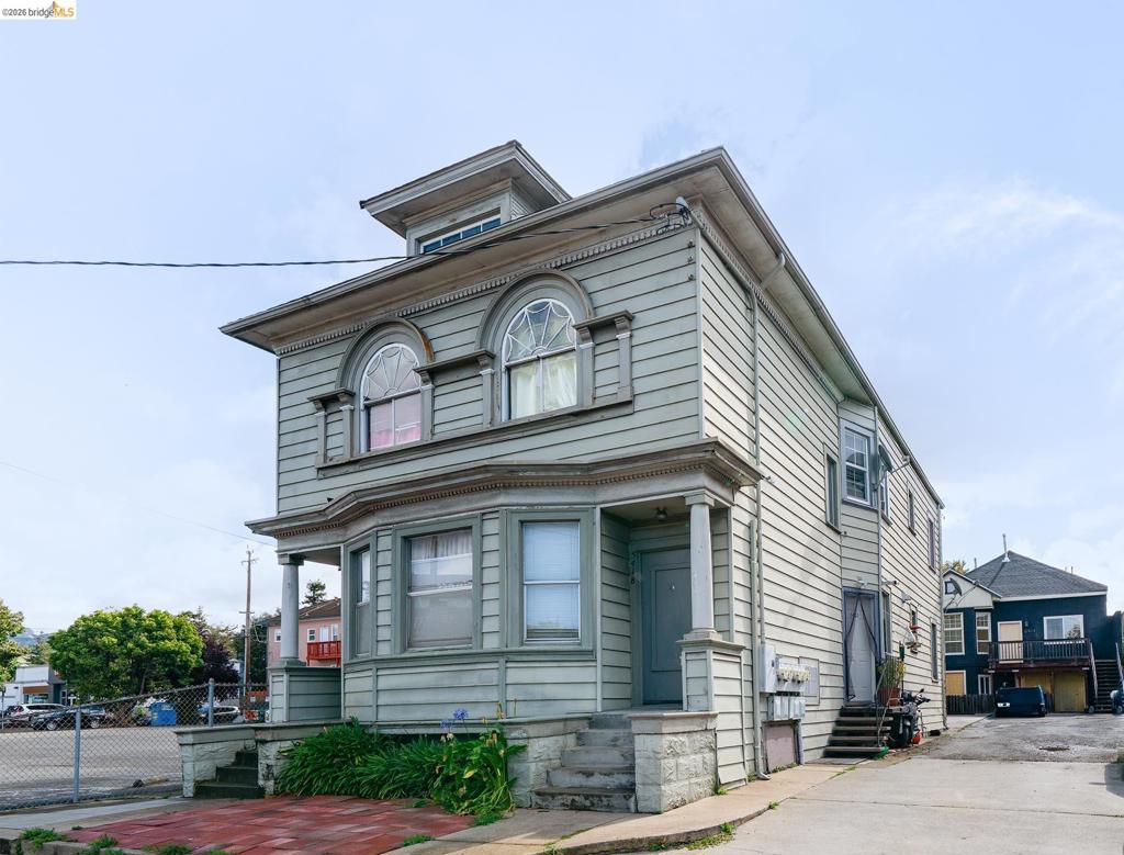 5418 Telegraph Ave Property Photo 1