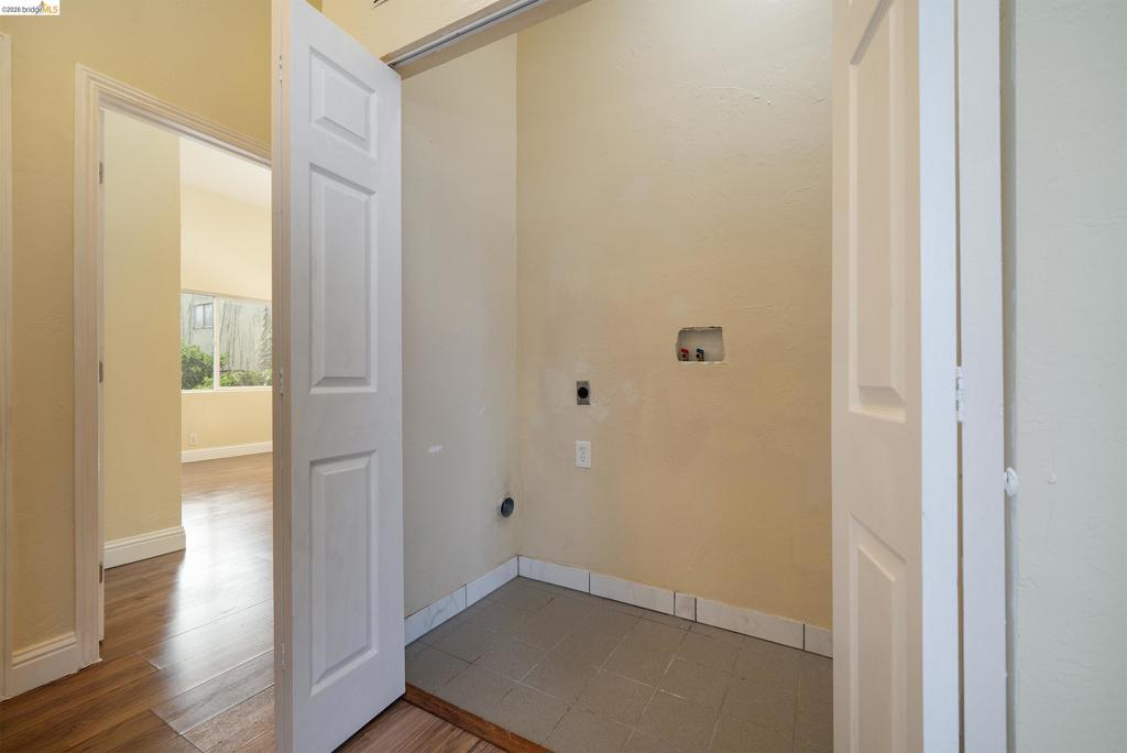 5418 Telegraph Ave Property Photo 17