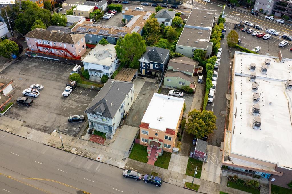 5418 Telegraph Ave Property Photo 31