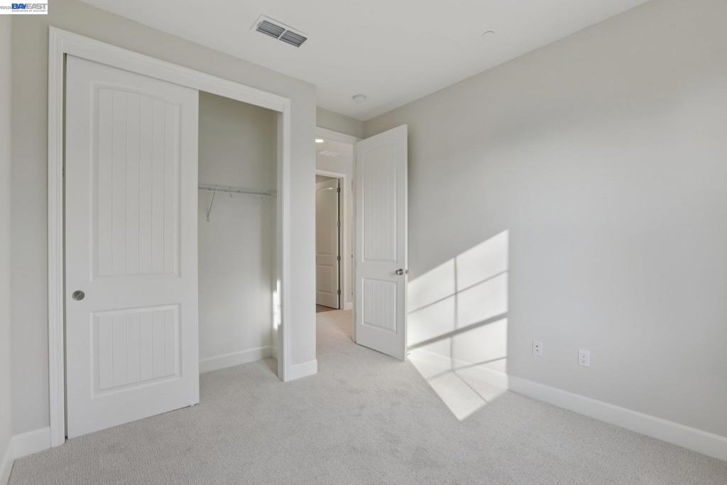 121 Creek View Cir Property Photo 22