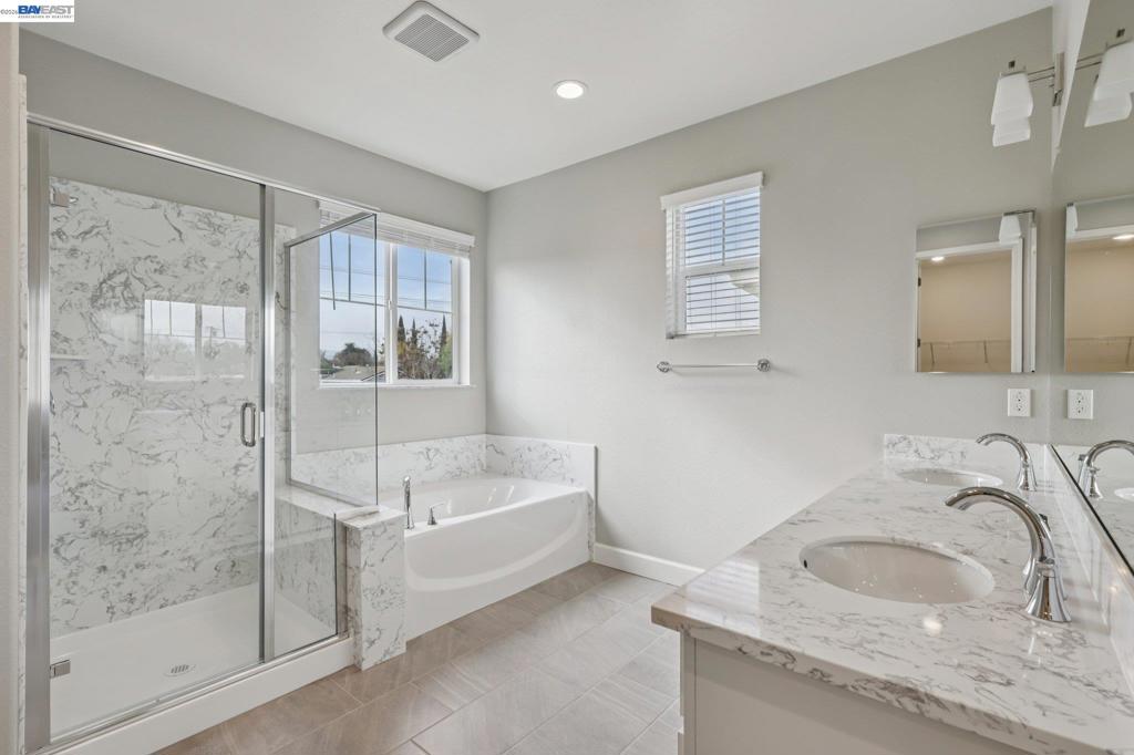 208 Mindy Way Property Photo 29