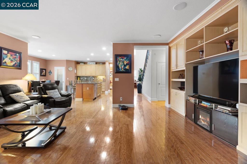 995 Rosehedge Court Property Photo 27