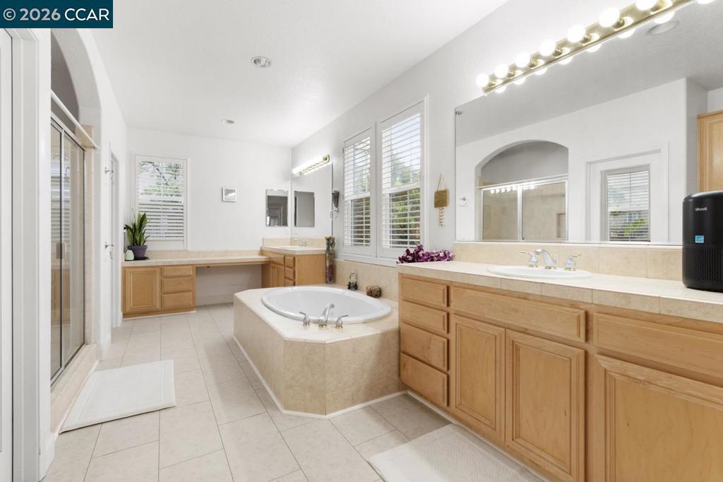 995 Rosehedge Court Property Photo 41