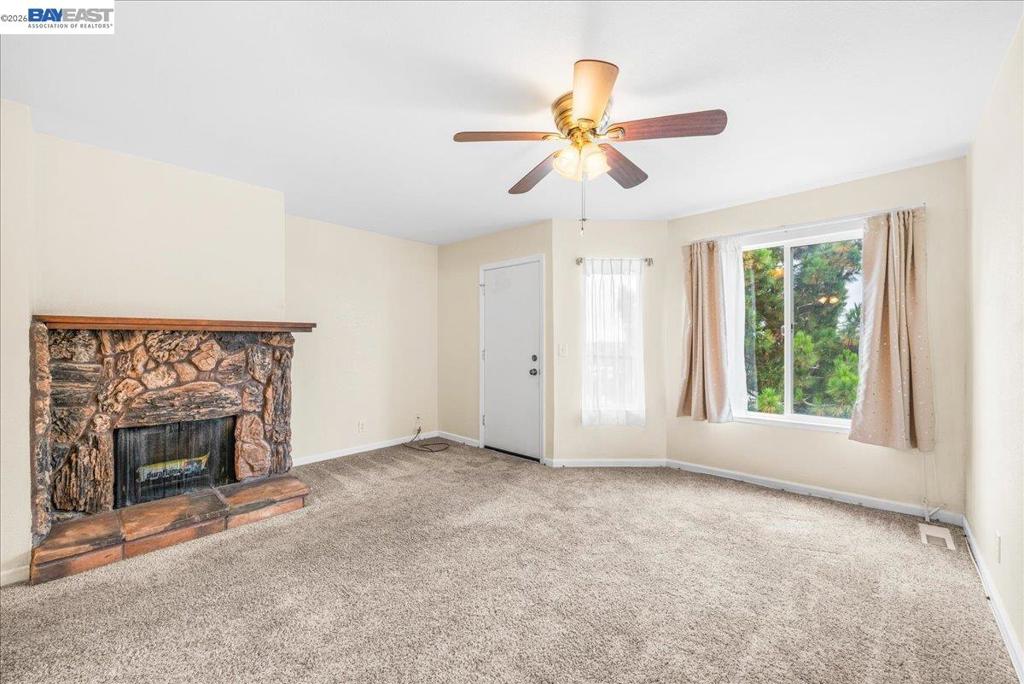 20980 Birch C Property Photo 2