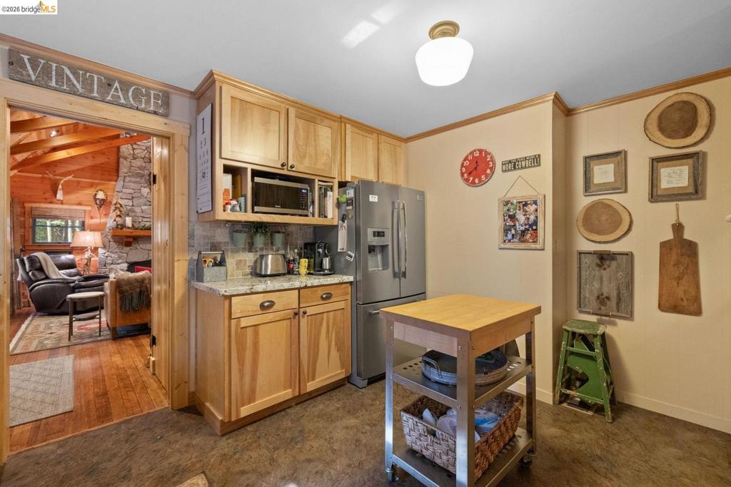 105 Pinecrest Lake Rd Property Photo 8