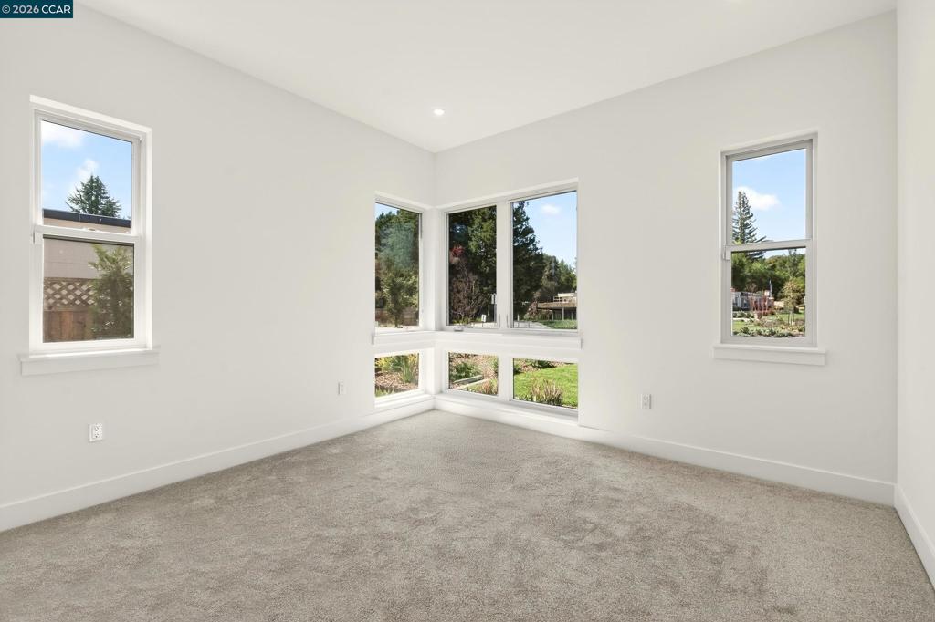 1080 Borrette Ct Property Photo 35
