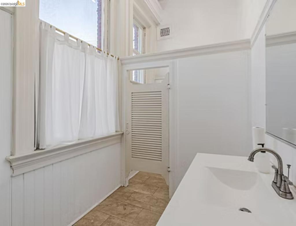 1649 12th Avenue Property Photo 9