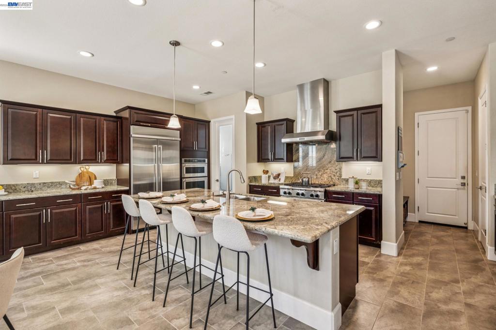 66 Adair Way Property Photo 15