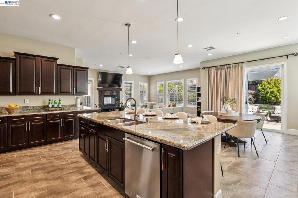 66 Adair Way Property Photo 20