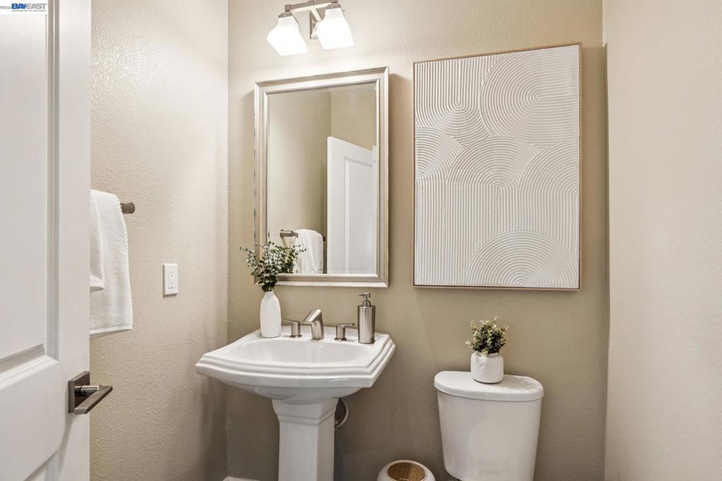 66 Adair Way Property Photo 23