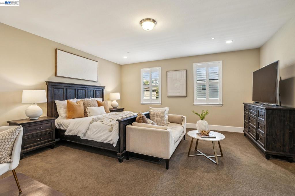 66 Adair Way Property Photo 24