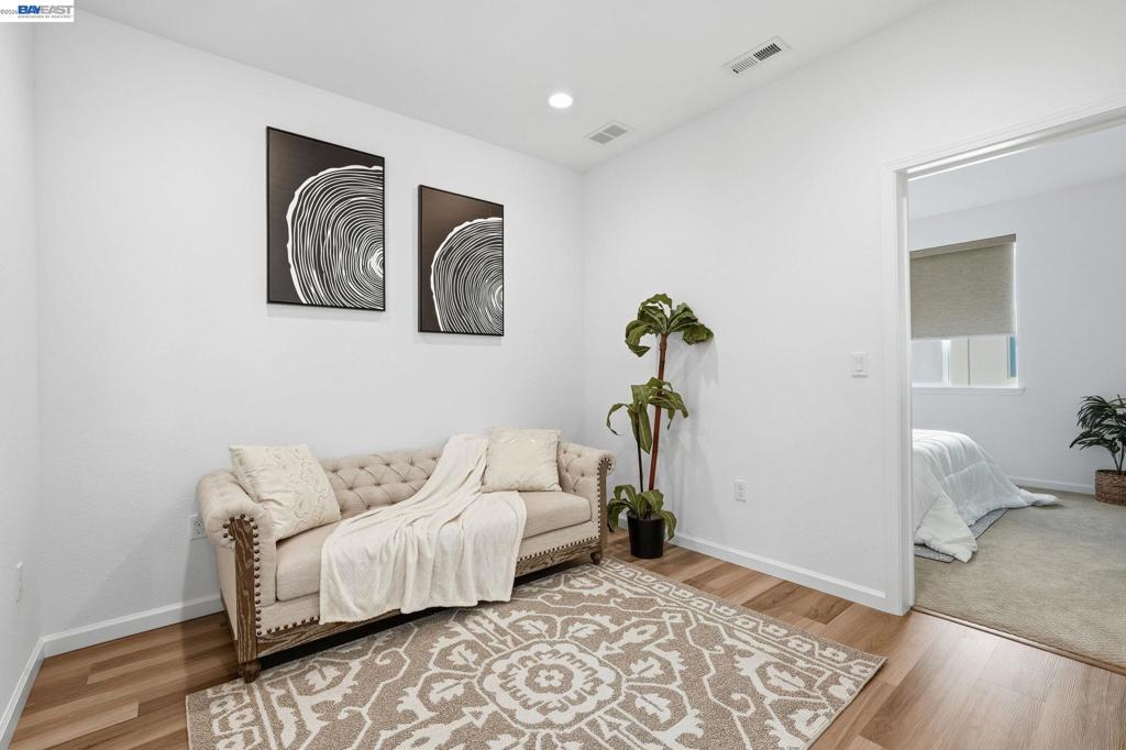 5526 Silver Way Property Photo 25