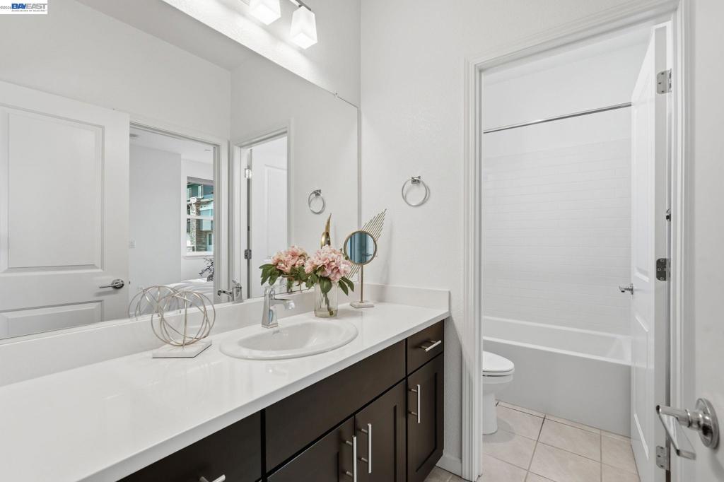 5526 Silver Way Property Photo 29