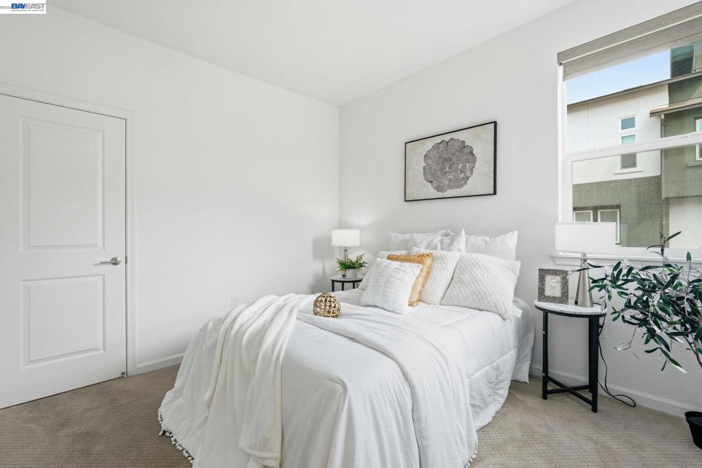 5526 Silver Way Property Photo 33