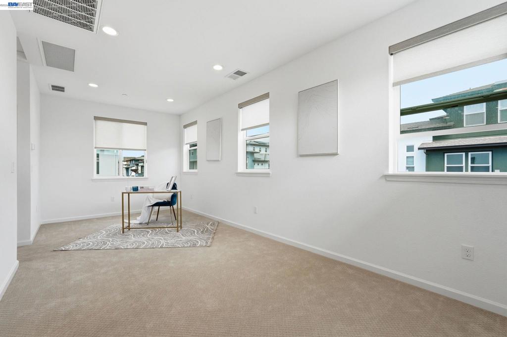 5526 Silver Way Property Photo 43