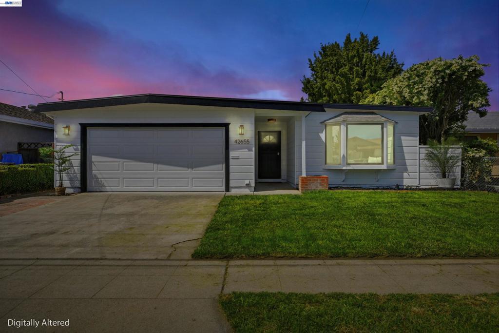 42655 Charleston Way Property Photo 1