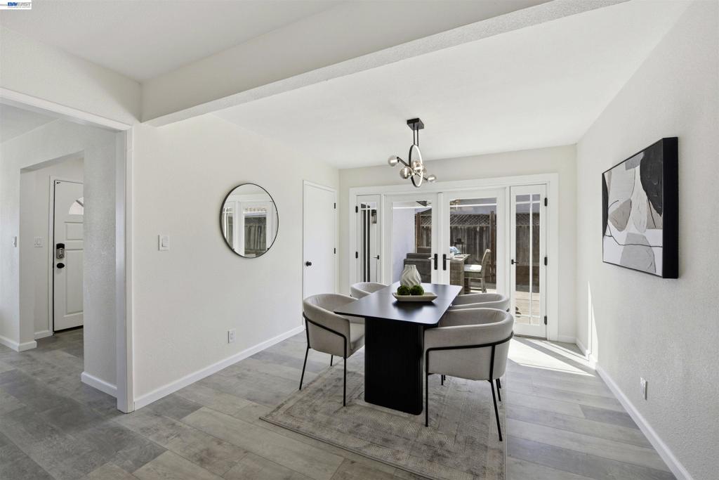42655 Charleston Way Property Photo 12