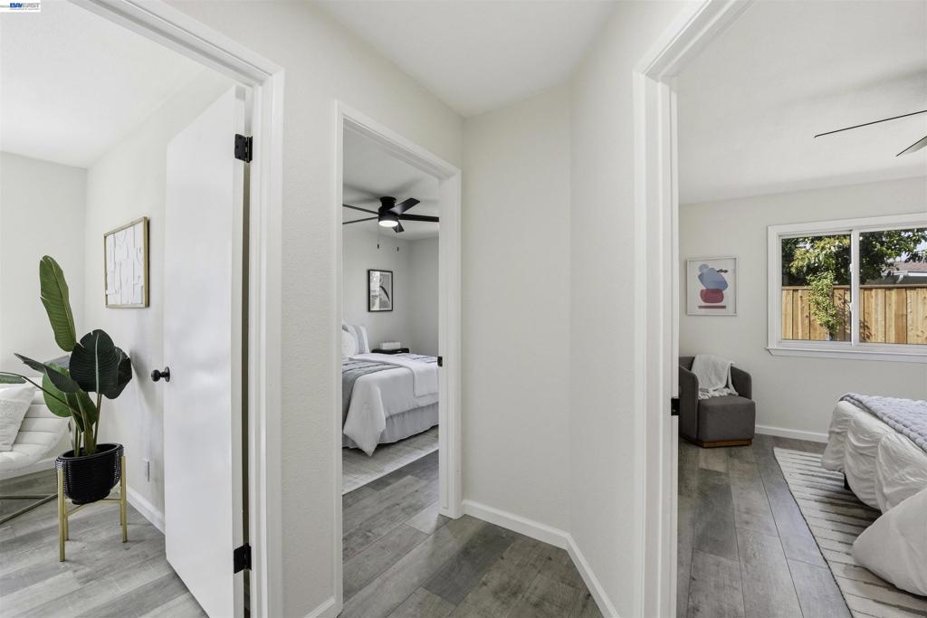 42655 Charleston Way Property Photo 16
