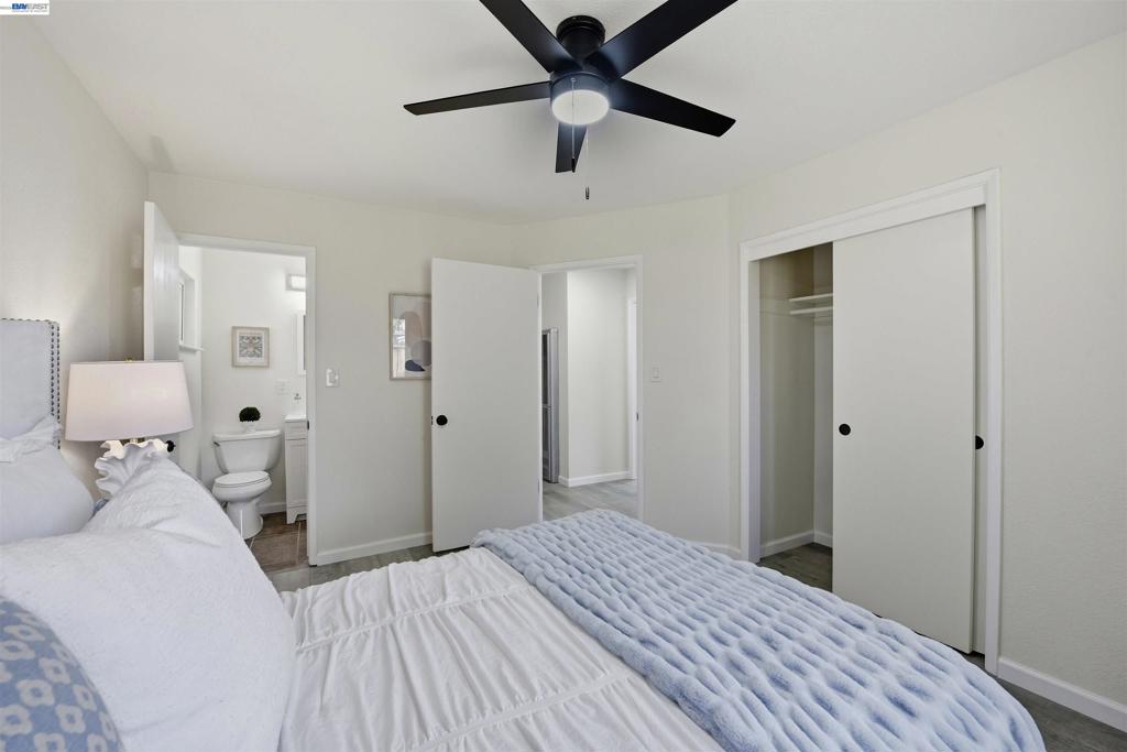 42655 Charleston Way Property Photo 18