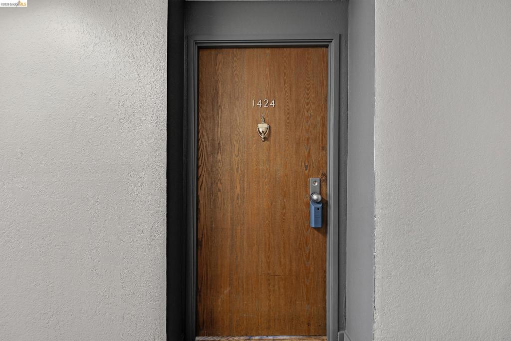 555 Pierce St 1424 Property Photo 6