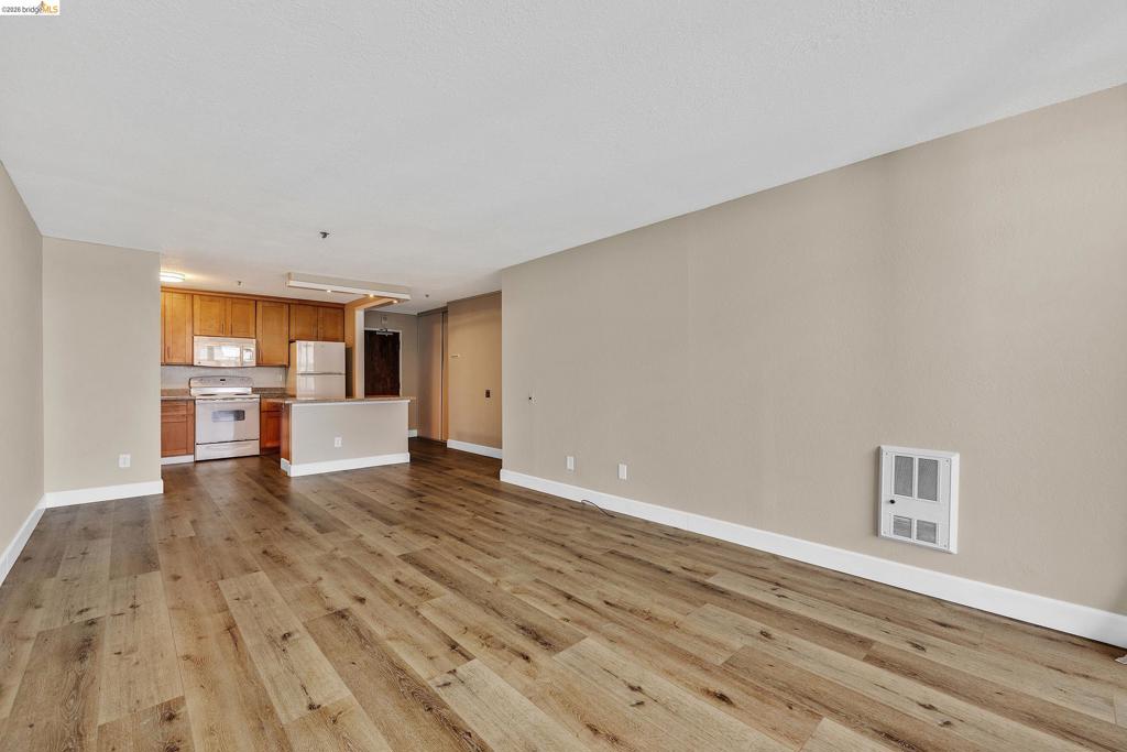 555 Pierce St 1424 Property Photo 16