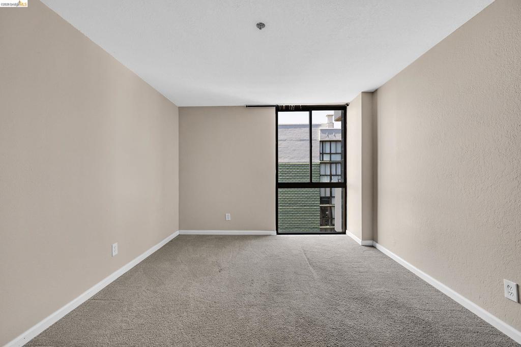 555 Pierce St 1424 Property Photo 24