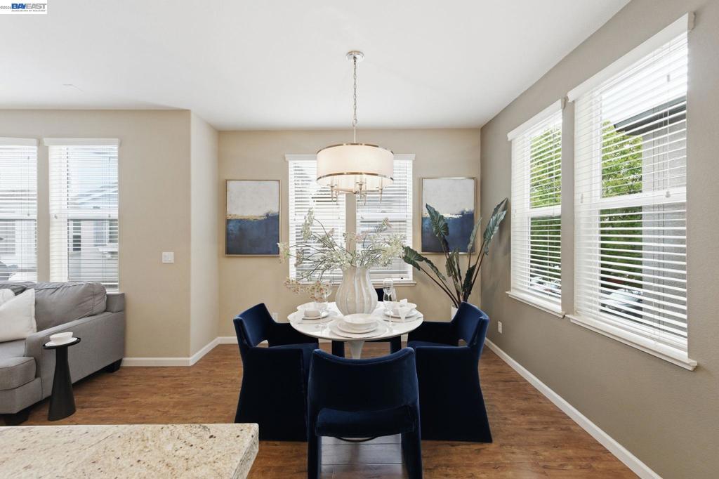 6005 Hillbrook Pl Property Photo 12