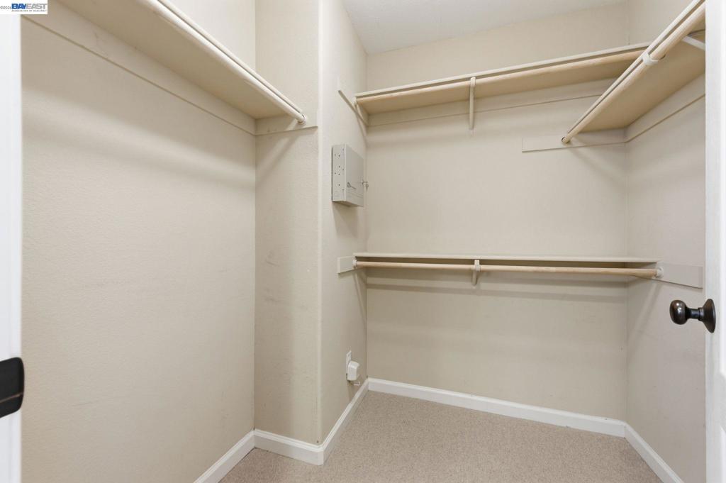 6005 Hillbrook Pl Property Photo 22