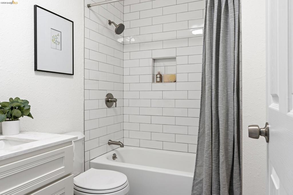 3477 Boston Ave 4 Property Photo 14
