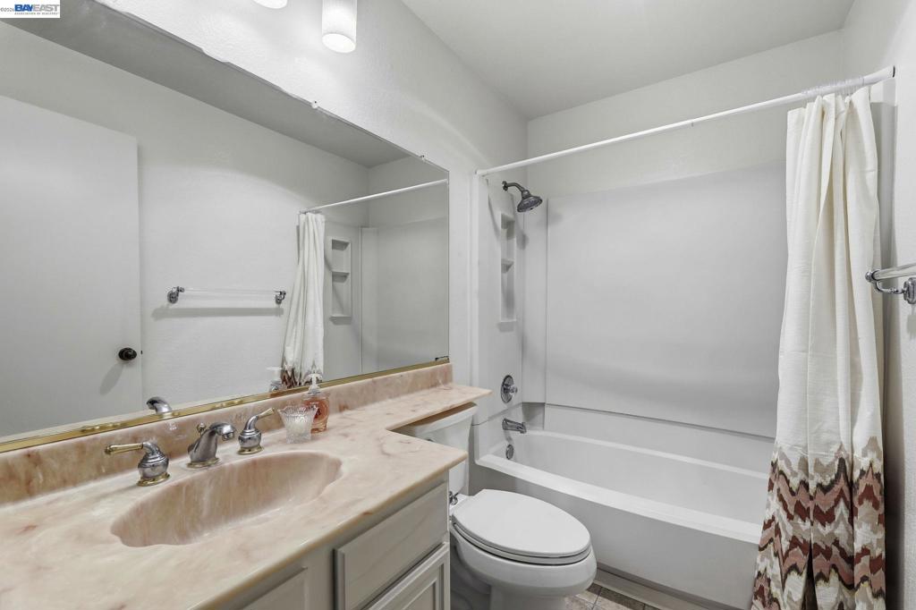 5005 Grey Feather Cir Property Photo 24